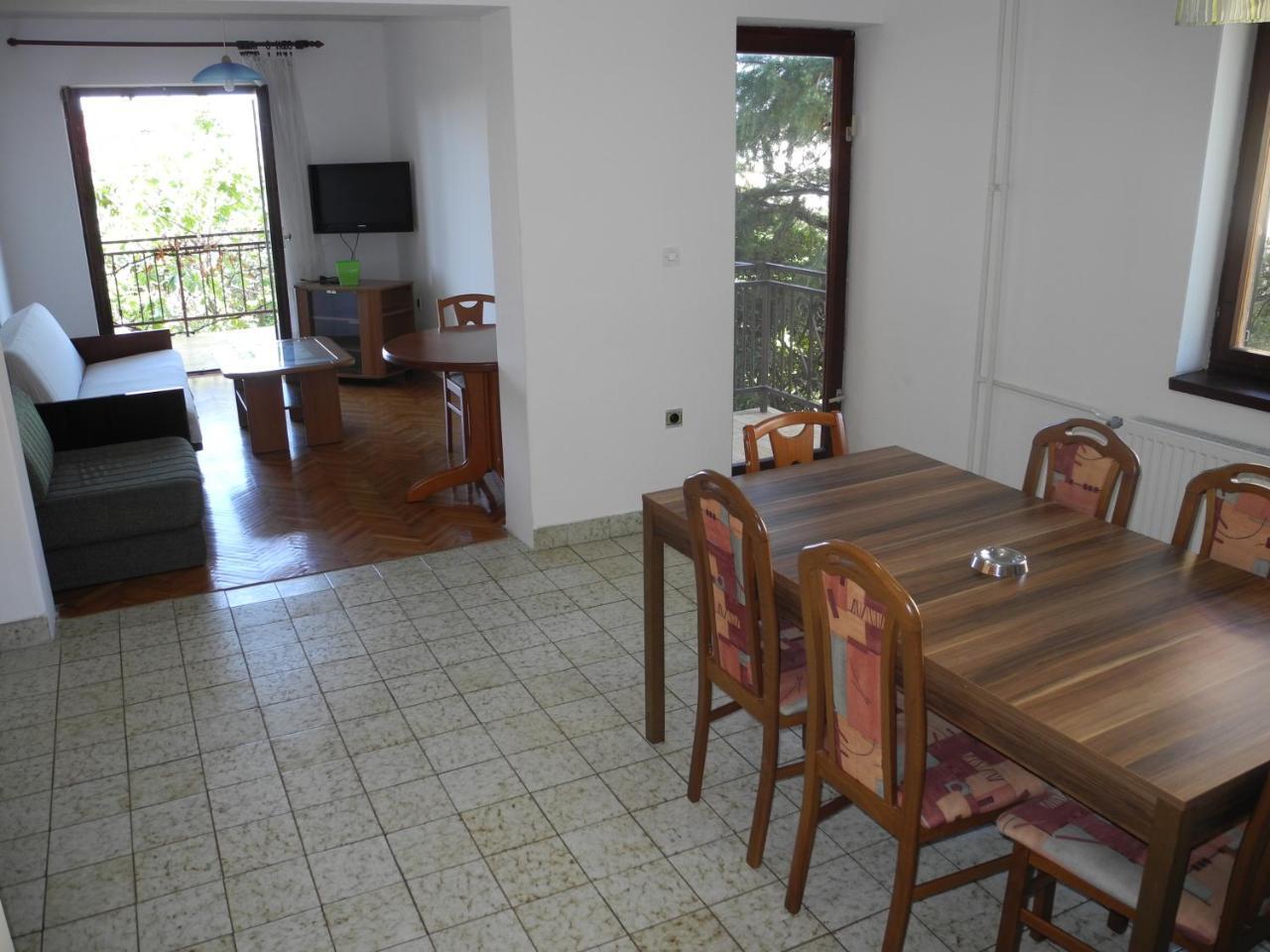 Apartment Vucko 6 Pax Crikvenica Exterior photo