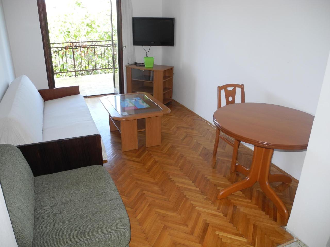 Apartment Vucko 6 Pax Crikvenica Exterior photo